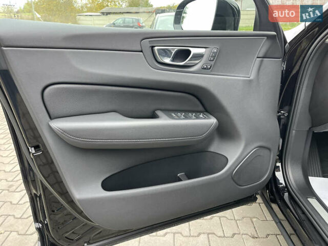 Вольво ХС60 2021 в Луцке на Automoto.ua Черный Вольво ХС60, объемом двигателя 2 л и пробегом 24 тыс. км за 35000 $, фото 31 на Automoto.ua