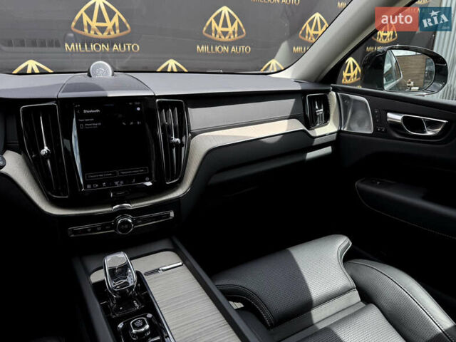 Черный Вольво ХС60, объемом двигателя 2 л и пробегом 34 тыс. км за 52700 $, фото 20 на Automoto.ua