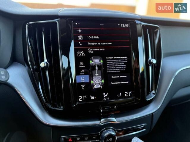 Чорний Вольво ХС60, об'ємом двигуна 2 л та пробігом 244 тис. км за 29700 $, фото 34 на Automoto.ua