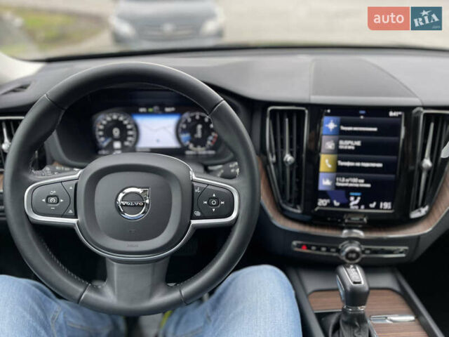 Вольво ХС60 2021 в Луцке на Automoto.ua Черный Вольво ХС60, объемом двигателя 2 л и пробегом 24 тыс. км за 35000 $, фото 41 на Automoto.ua
