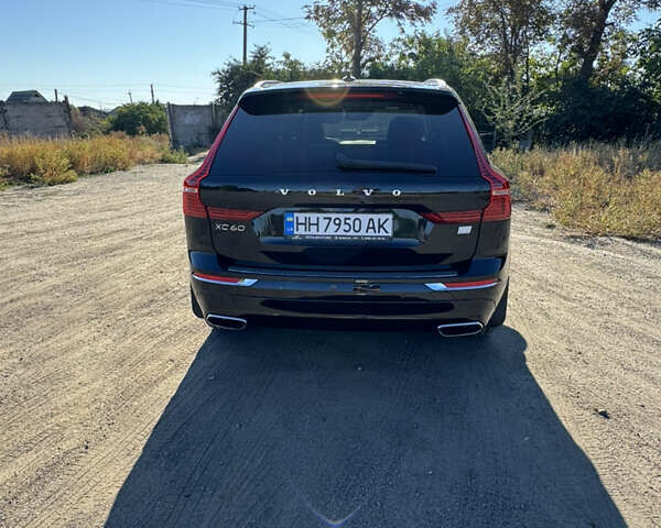Чорний Вольво ХС60, об'ємом двигуна 1.97 л та пробігом 73 тис. км за 40000 $, фото 3 на Automoto.ua