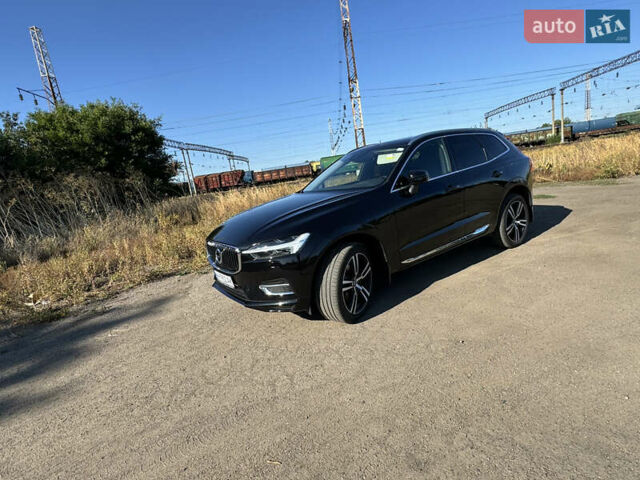 Чорний Вольво ХС60, об'ємом двигуна 1.97 л та пробігом 73 тис. км за 39000 $, фото 7 на Automoto.ua