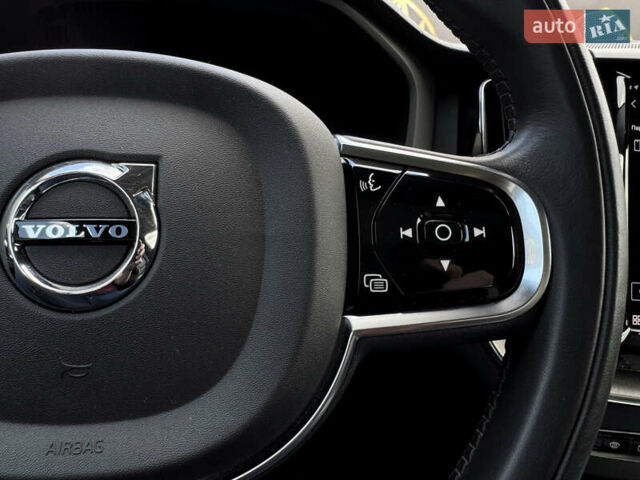 Черный Вольво ХС60, объемом двигателя 2 л и пробегом 34 тыс. км за 52700 $, фото 24 на Automoto.ua
