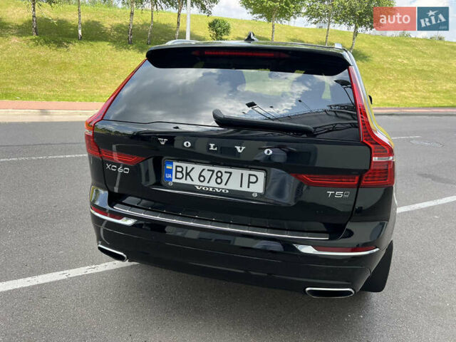 Чорний Вольво ХС60, об'ємом двигуна 1.97 л та пробігом 134 тис. км за 31500 $, фото 7 на Automoto.ua