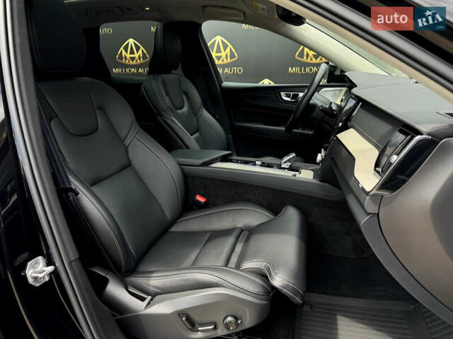 Черный Вольво ХС60, объемом двигателя 2 л и пробегом 34 тыс. км за 52700 $, фото 13 на Automoto.ua