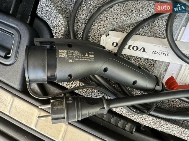 Чорний Вольво ХС60, об'ємом двигуна 1.97 л та пробігом 73 тис. км за 39000 $, фото 21 на Automoto.ua