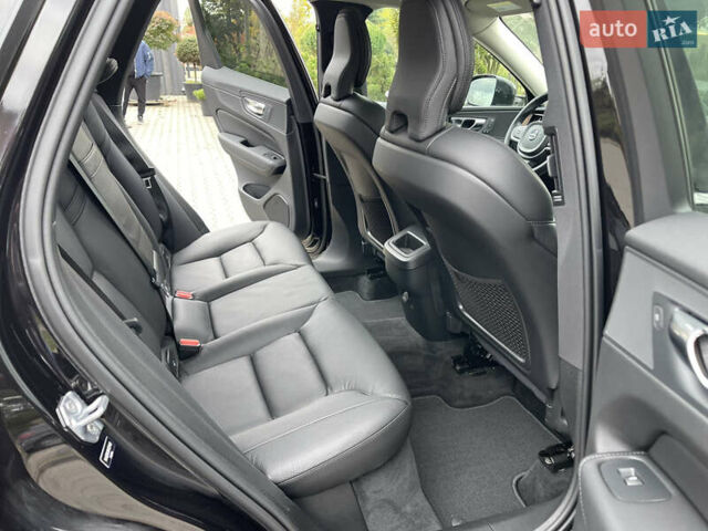 Вольво ХС60 2021 в Луцке на Automoto.ua Черный Вольво ХС60, объемом двигателя 2 л и пробегом 24 тыс. км за 35000 $, фото 20 на Automoto.ua