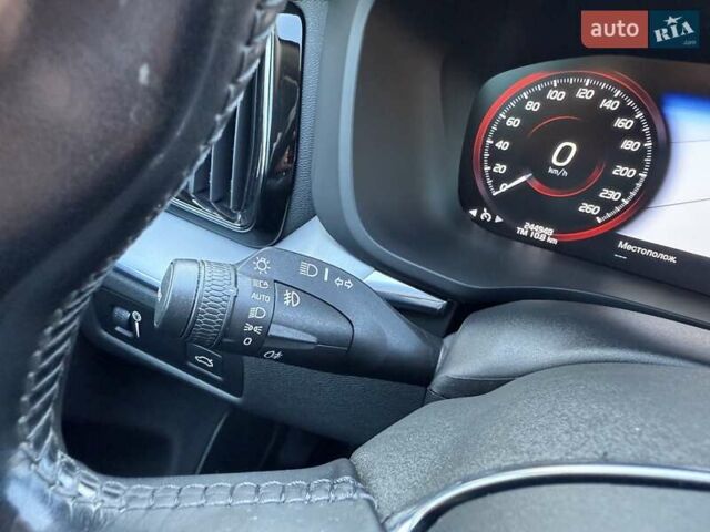 Чорний Вольво ХС60, об'ємом двигуна 2 л та пробігом 244 тис. км за 29700 $, фото 27 на Automoto.ua