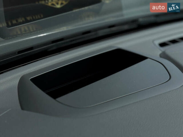 Черный Вольво ХС60, объемом двигателя 2 л и пробегом 34 тыс. км за 52700 $, фото 21 на Automoto.ua
