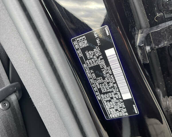 Вольво ХС60 2021 в Луцке на Automoto.ua Черный Вольво ХС60, объемом двигателя 2 л и пробегом 24 тыс. км за 35000 $, фото 37 на Automoto.ua