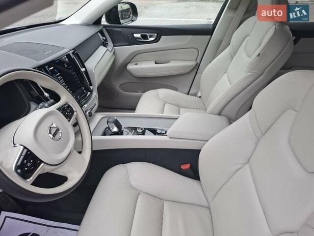 Чорний Вольво ХС60, об'ємом двигуна 1.97 л та пробігом 27 тис. км за 47700 $, фото 19 на Automoto.ua