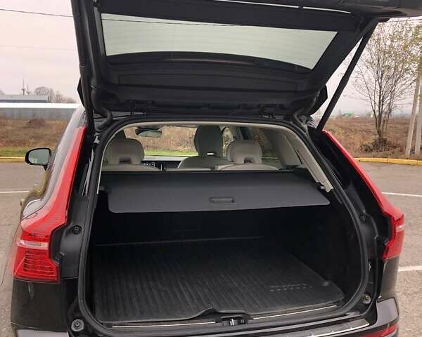 Чорний Вольво ХС60, об'ємом двигуна 1.97 л та пробігом 27 тис. км за 47700 $, фото 28 на Automoto.ua