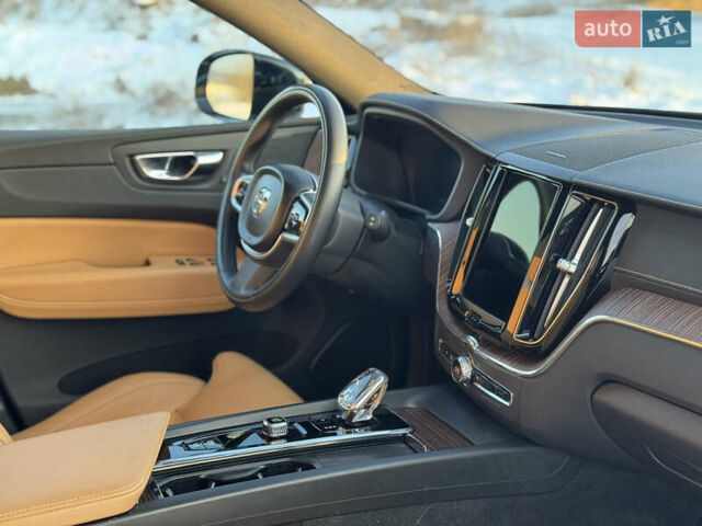 Черный Вольво ХС60, объемом двигателя 1.97 л и пробегом 96 тыс. км за 43000 $, фото 21 на Automoto.ua