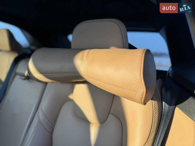 Черный Вольво ХС60, объемом двигателя 1.97 л и пробегом 96 тыс. км за 43000 $, фото 17 на Automoto.ua