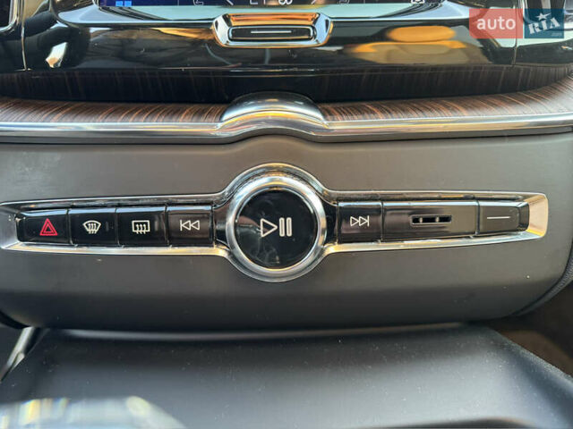 Черный Вольво ХС60, объемом двигателя 1.97 л и пробегом 96 тыс. км за 43000 $, фото 35 на Automoto.ua