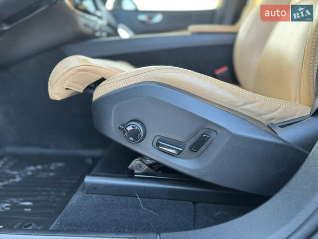 Черный Вольво ХС60, объемом двигателя 1.97 л и пробегом 96 тыс. км за 43000 $, фото 31 на Automoto.ua