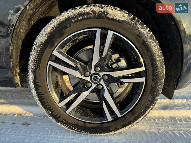 Черный Вольво ХС60, объемом двигателя 1.97 л и пробегом 96 тыс. км за 43000 $, фото 4 на Automoto.ua