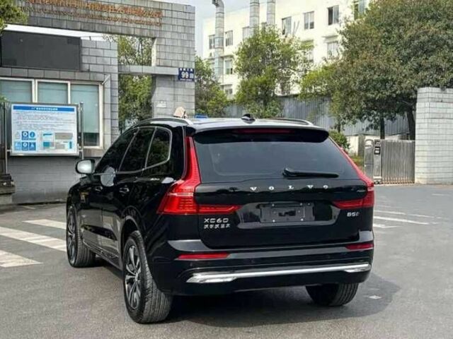 Черный Вольво ХС60, объемом двигателя 2 л и пробегом 70 тыс. км за 23000 $, фото 9 на Automoto.ua