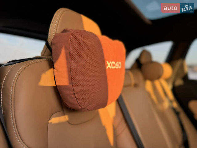 Черный Вольво ХС60, объемом двигателя 1.97 л и пробегом 96 тыс. км за 43000 $, фото 20 на Automoto.ua
