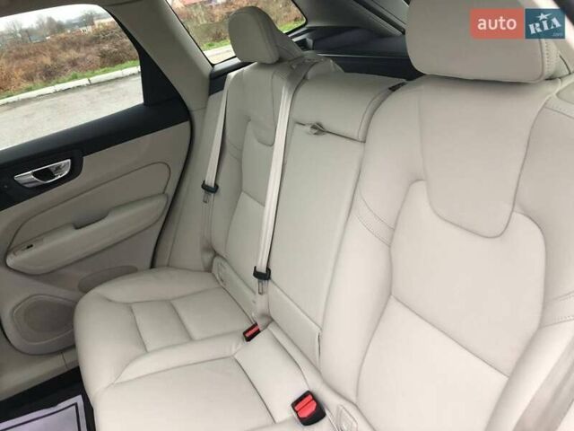 Чорний Вольво ХС60, об'ємом двигуна 1.97 л та пробігом 27 тис. км за 47700 $, фото 26 на Automoto.ua