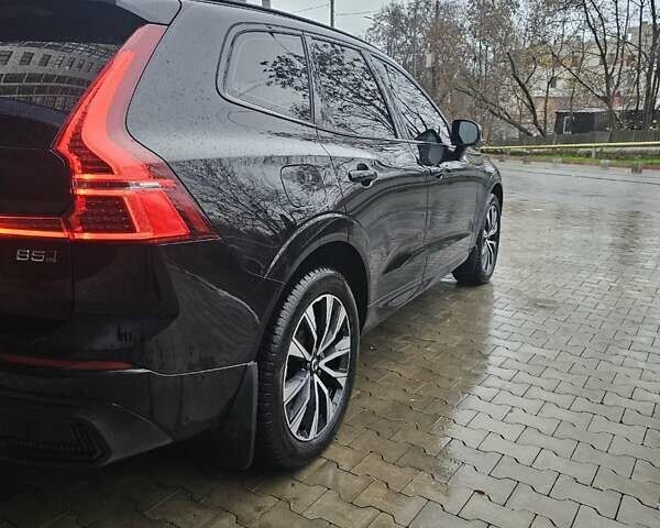 Черный Вольво ХС60, объемом двигателя 2 л и пробегом 35 тыс. км за 57000 $, фото 1 на Automoto.ua