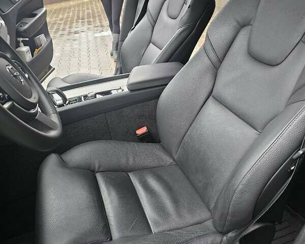 Черный Вольво ХС60, объемом двигателя 2 л и пробегом 35 тыс. км за 57000 $, фото 6 на Automoto.ua