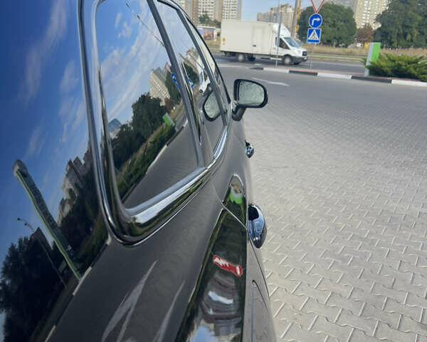 Вольво ХС60 2024 в Киеве на Automoto.ua Черный Вольво ХС60, объемом двигателя 2 л и пробегом 5 тыс. км за 57000 $, фото 10 на Automoto.ua