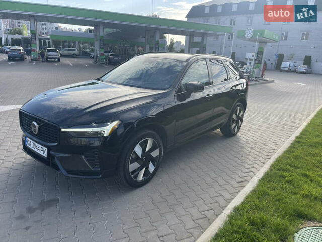 Вольво ХС60 2024 в Киеве на Automoto.ua Черный Вольво ХС60, объемом двигателя 2 л и пробегом 5 тыс. км за 57000 $, фото 8 на Automoto.ua