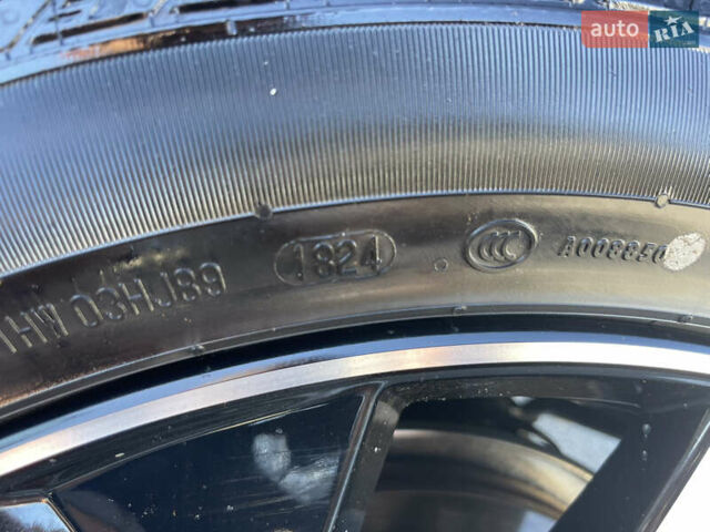 Вольво ХС60 2024 в Киеве на Automoto.ua Черный Вольво ХС60, объемом двигателя 2 л и пробегом 5 тыс. км за 57000 $, фото 27 на Automoto.ua