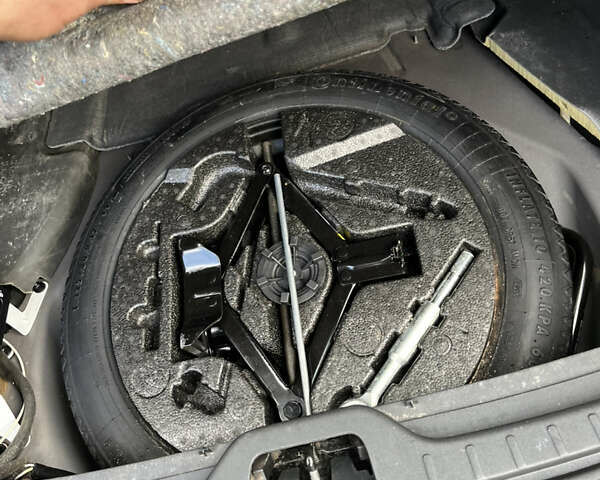 Коричневый Вольво ХС60, объемом двигателя 2.4 л и пробегом 197 тыс. км за 12777 $, фото 23 на Automoto.ua