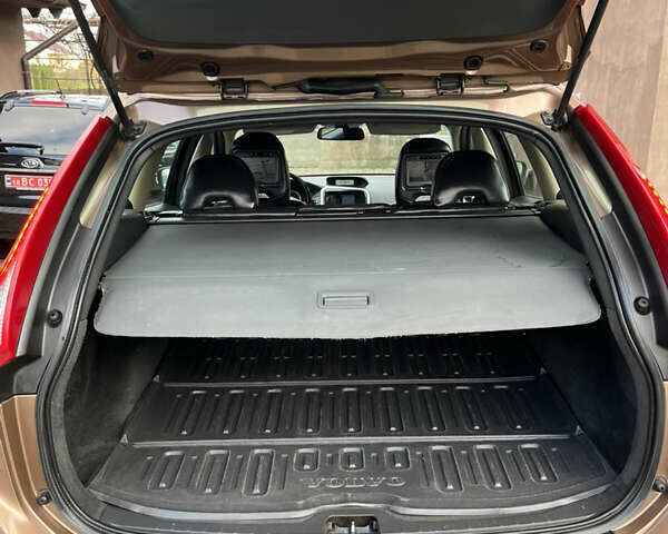 Коричневый Вольво ХС60, объемом двигателя 2.4 л и пробегом 197 тыс. км за 12777 $, фото 22 на Automoto.ua