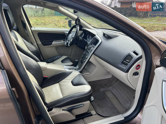 Коричневий Вольво ХС60, об'ємом двигуна 2.4 л та пробігом 275 тис. км за 14500 $, фото 25 на Automoto.ua