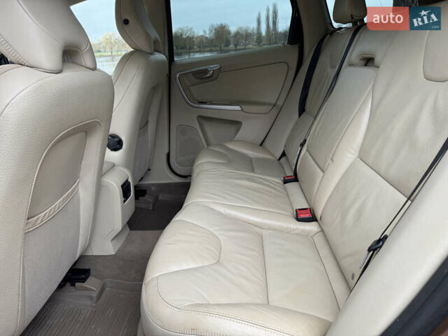 Коричневий Вольво ХС60, об'ємом двигуна 2.95 л та пробігом 196 тис. км за 12500 $, фото 1 на Automoto.ua