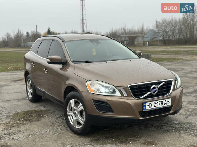 Коричневый Вольво ХС60, объемом двигателя 2.4 л и пробегом 302 тыс. км за 12900 $, фото 11 на Automoto.ua