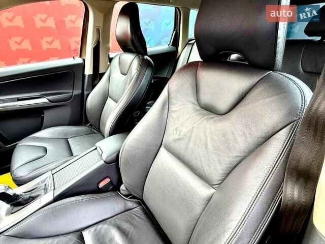 Вольво ХС60 2012 в Киеве на Automoto.ua Коричневый Вольво ХС60, объемом двигателя 2.4 л и пробегом 139 тыс. км за 15200 $, фото 35 на Automoto.ua