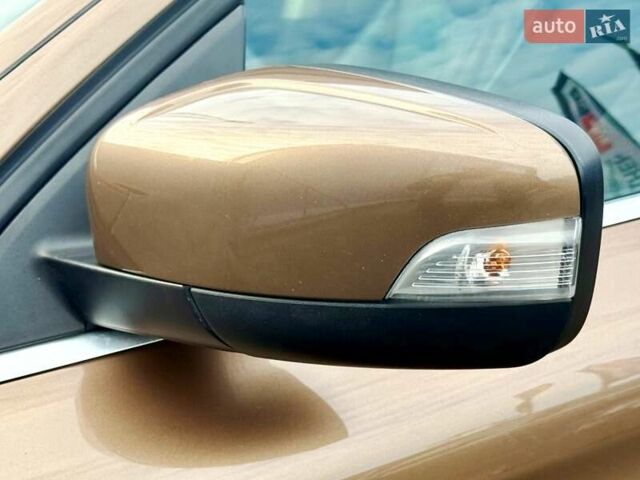 Вольво ХС60 2012 в Киеве на Automoto.ua Коричневый Вольво ХС60, объемом двигателя 2.4 л и пробегом 139 тыс. км за 15200 $, фото 33 на Automoto.ua