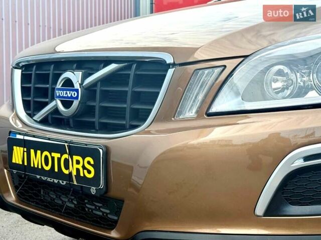 Вольво ХС60 2012 в Киеве на Automoto.ua Коричневый Вольво ХС60, объемом двигателя 2.4 л и пробегом 139 тыс. км за 15200 $, фото 26 на Automoto.ua