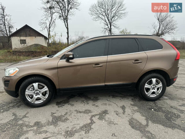 Коричневый Вольво ХС60, объемом двигателя 2.4 л и пробегом 302 тыс. км за 12900 $, фото 3 на Automoto.ua