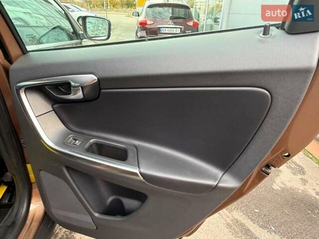 Вольво ХС60 2012 в Киеве на Automoto.ua Коричневый Вольво ХС60, объемом двигателя 2.4 л и пробегом 139 тыс. км за 15200 $, фото 53 на Automoto.ua