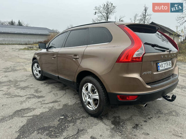 Коричневый Вольво ХС60, объемом двигателя 2.4 л и пробегом 302 тыс. км за 12900 $, фото 4 на Automoto.ua