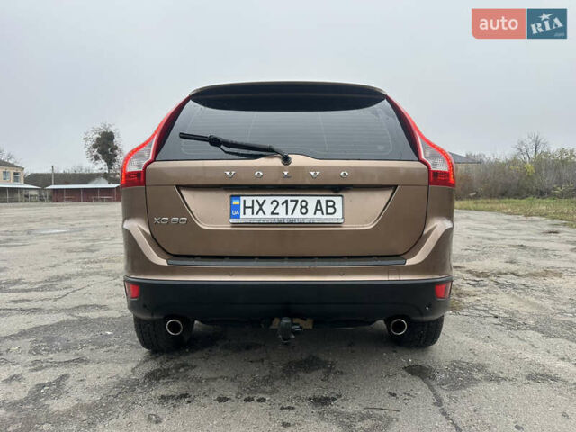 Коричневый Вольво ХС60, объемом двигателя 2.4 л и пробегом 302 тыс. км за 12900 $, фото 5 на Automoto.ua