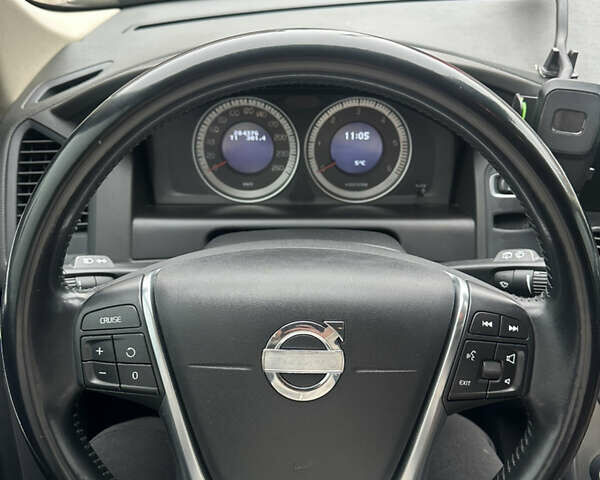 Коричневый Вольво ХС60, объемом двигателя 2.4 л и пробегом 302 тыс. км за 12900 $, фото 28 на Automoto.ua