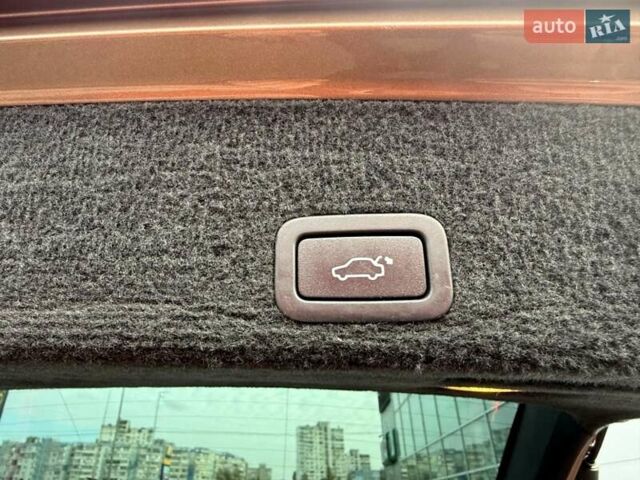 Вольво ХС60 2012 в Киеве на Automoto.ua Коричневый Вольво ХС60, объемом двигателя 2.4 л и пробегом 139 тыс. км за 15200 $, фото 44 на Automoto.ua