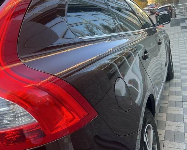 Коричневый Вольво ХС60, объемом двигателя 2.4 л и пробегом 287 тыс. км за 18000 $, фото 4 на Automoto.ua