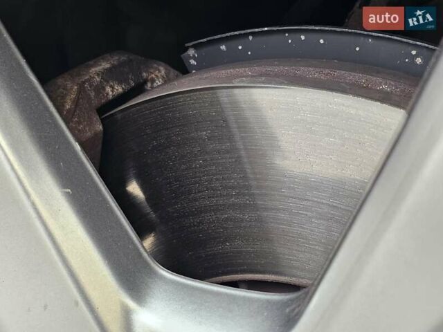 Вольво ХС60 2013 у Києві на Automoto.ua Коричневий Вольво ХС60, об'ємом двигуна 2.4 л та пробігом 117 тис. км за 21999 $, фото 16 на Automoto.ua