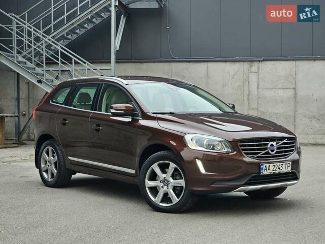 Вольво ХС60 2013 у Києві на Automoto.ua Коричневий Вольво ХС60, об'ємом двигуна 2.4 л та пробігом 117 тис. км за 21999 $, фото 6 на Automoto.ua
