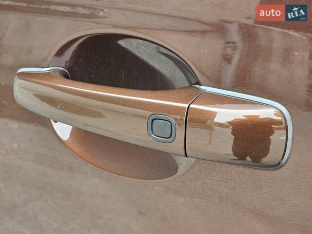 Вольво ХС60 2013 у Києві на Automoto.ua Коричневий Вольво ХС60, об'ємом двигуна 2.4 л та пробігом 117 тис. км за 21999 $, фото 10 на Automoto.ua