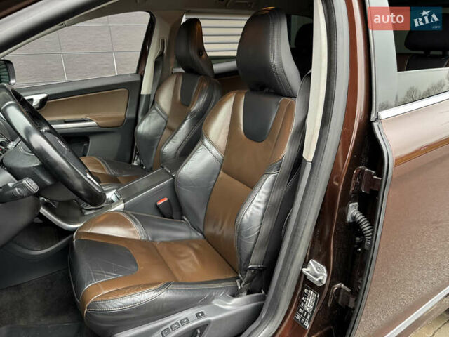 Коричневый Вольво ХС60, объемом двигателя 2.4 л и пробегом 287 тыс. км за 16500 $, фото 8 на Automoto.ua