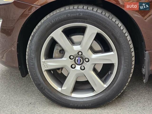 Вольво ХС60 2013 у Києві на Automoto.ua Коричневий Вольво ХС60, об'ємом двигуна 2.4 л та пробігом 117 тис. км за 21999 $, фото 12 на Automoto.ua