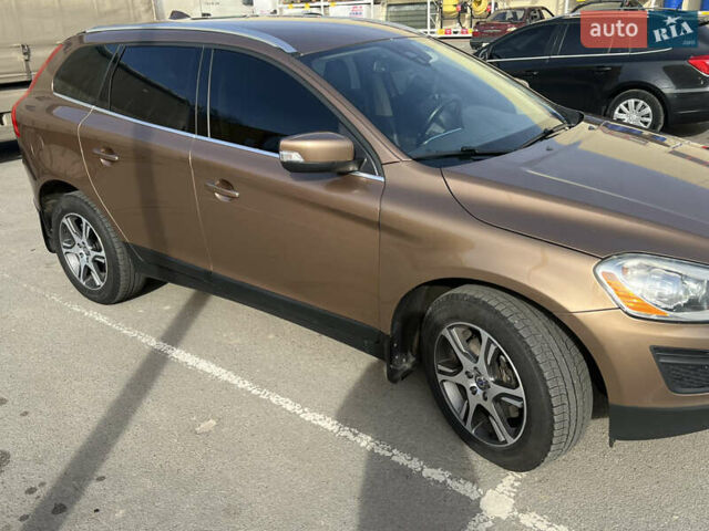 Коричневий Вольво ХС60, об'ємом двигуна 2.4 л та пробігом 127 тис. км за 22000 $, фото 2 на Automoto.ua